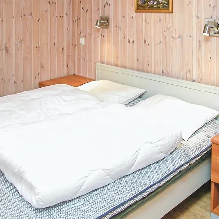 Holiday home Beautiful In Sogndal With House Sea View *